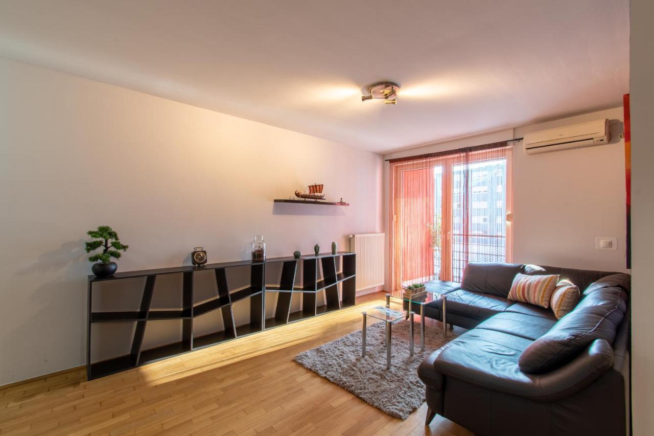 Flexible Selfcheckins 31 - Zagreb - Garage - Loggia - New Διαμέρισμα Εξωτερικό φωτογραφία